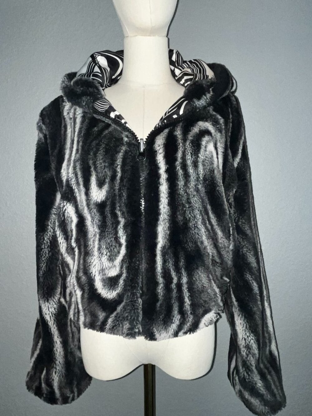 Liquid Dreams Wearable Art Marbled Faux Fur Reversible Hooded Festival Jacket M